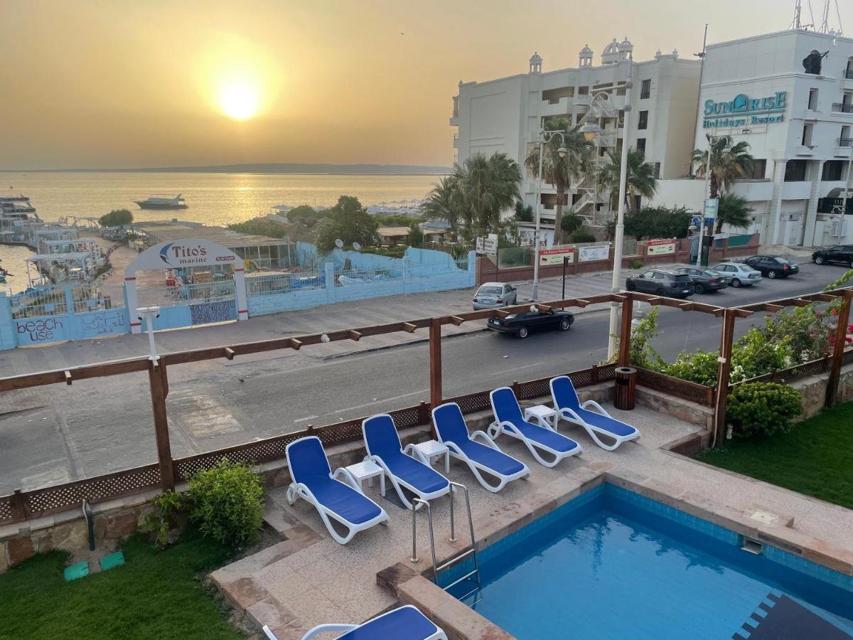 Serafy City Center Hostel And Pool For Foreigners Adults Only الغردقة المظهر الخارجي الصورة