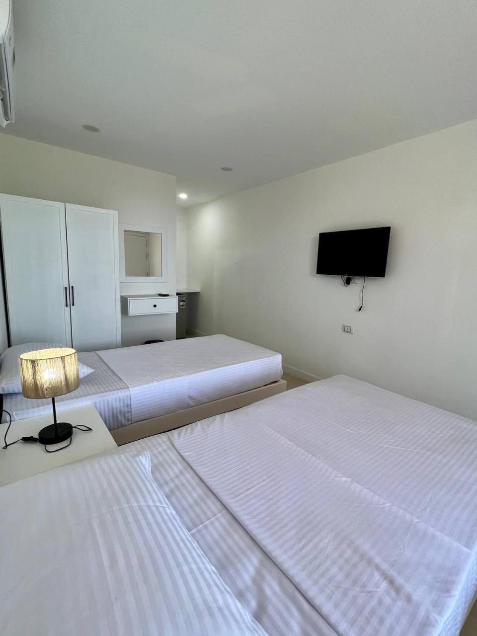 Serafy City Center Hostel And Pool For Foreigners Adults Only الغردقة المظهر الخارجي الصورة