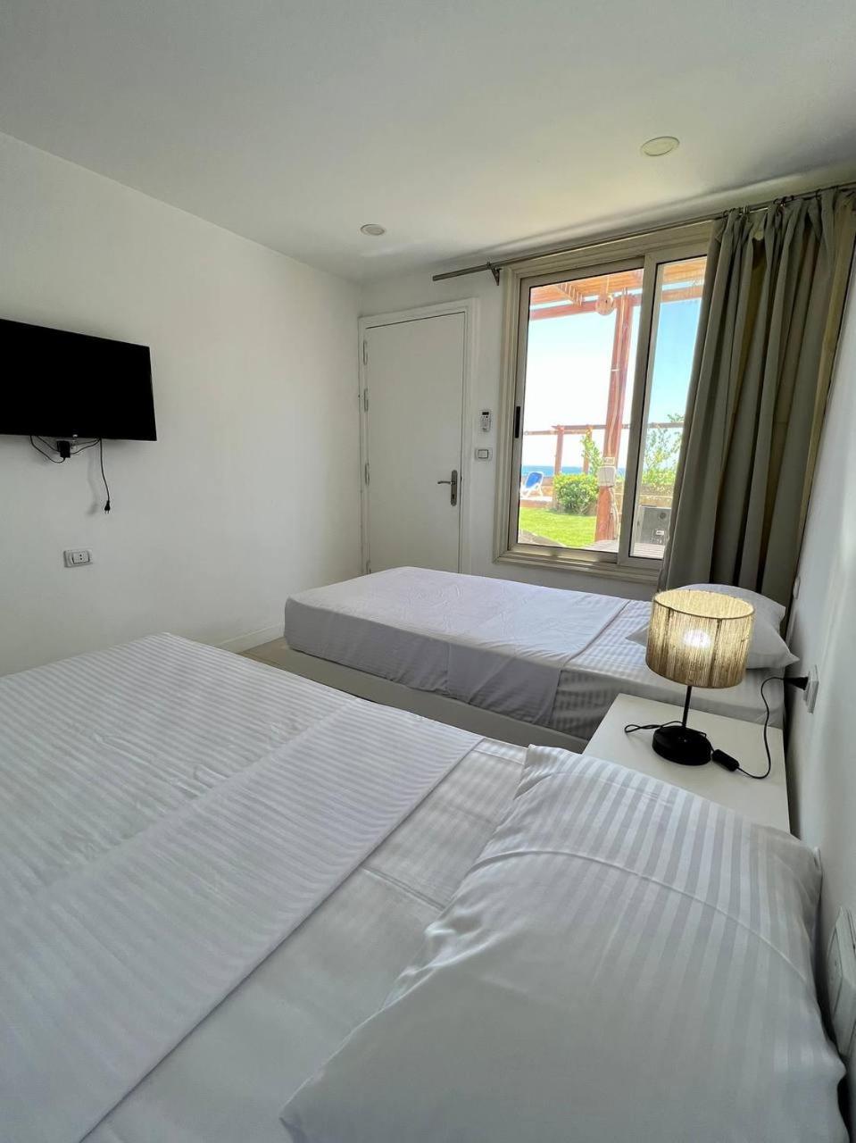 Serafy City Center Hostel And Pool For Foreigners Adults Only الغردقة الغرفة الصورة